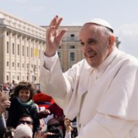Article Falsely Reports on Health of Pope Francis