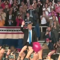 Video: Trump Campaigning in Kentucky