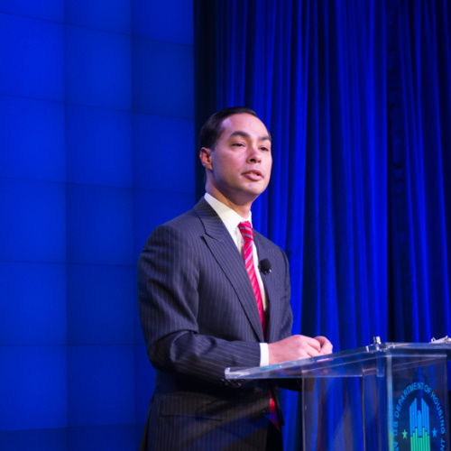 Everything Julián Castro Knows He Learned From His Mother – Texas Monthly